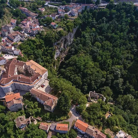 Pet Friendly In Krnicari * Krnica