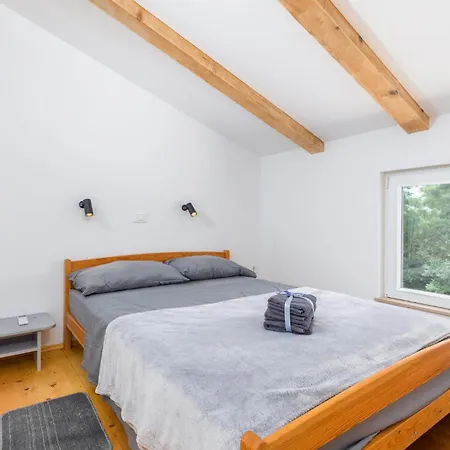 Pet Friendly In Krnicari Nyaraló