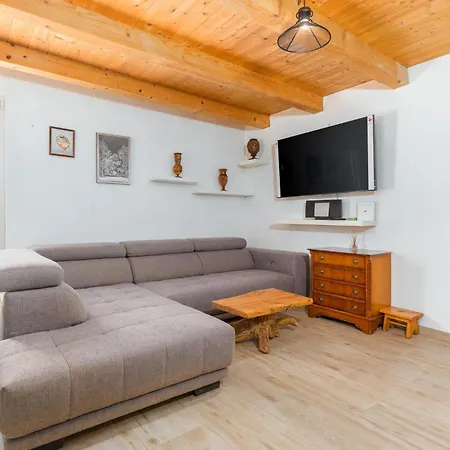 Pet Friendly In Krnicari *